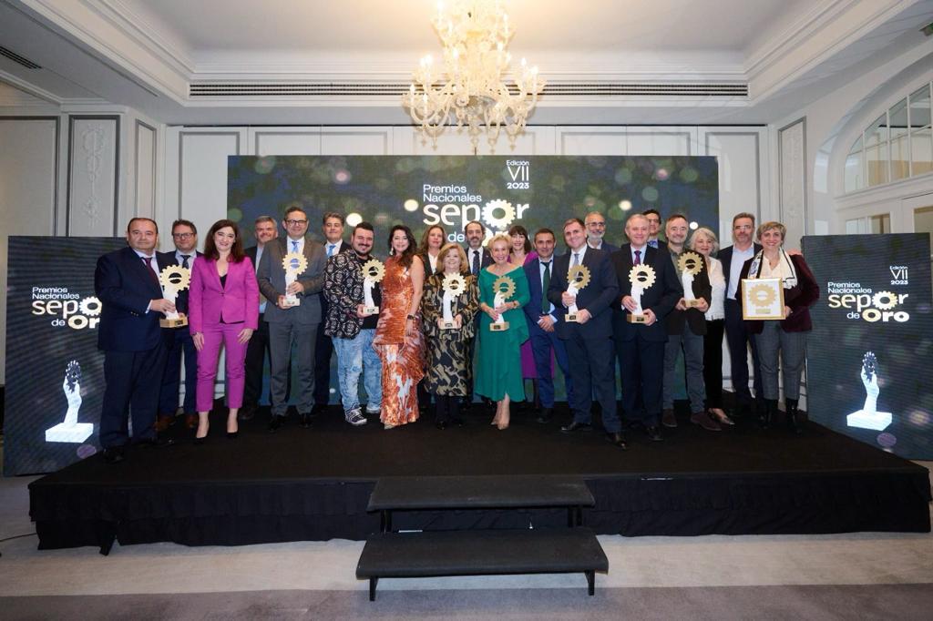 Agrifood Comunicacin recibe el Premio Difusin, por su campaa Si yo no produzco, t no comes
